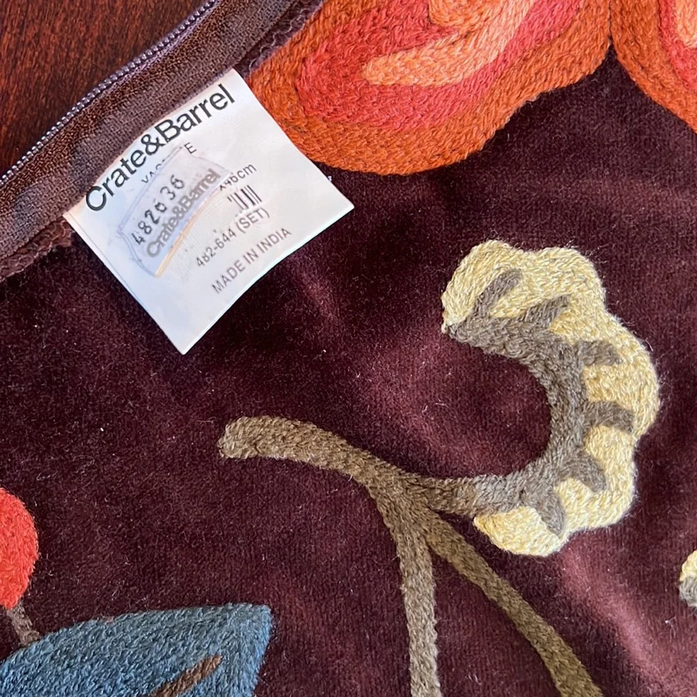 New Crate & Barrel browns velvet pillow cover floral embroidered 17.5”x17.5”